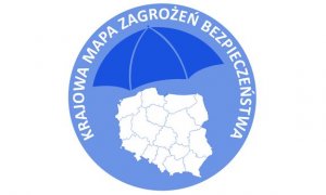 Grafika -Krajowa Mapa Zagrożeń Bezpieczeństwa napis na niebieskim tle- nizej maapa polski a nad nia niebieski parasol