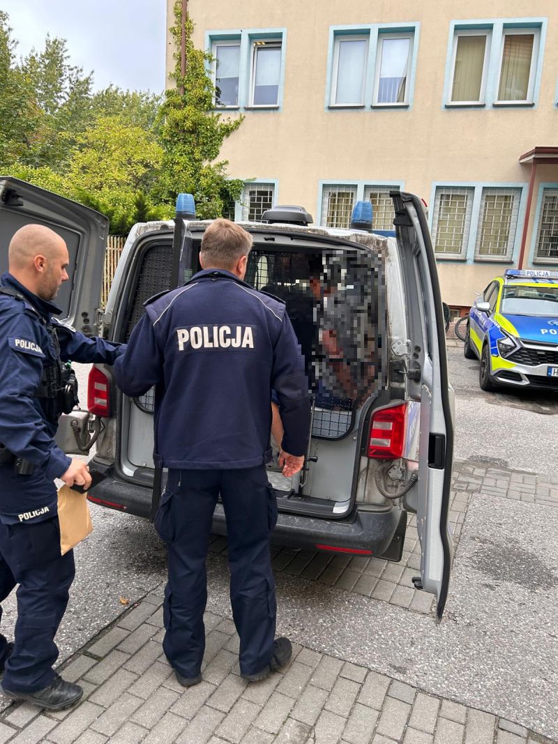 Zatrzymanie dwóch mieszkańców Chojnic z narkotykami